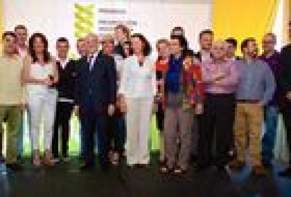 Los ingenieros agrónomos premian a la Academia de Gastronomía, Damián Frontera, Dulcesol y a una investigadora