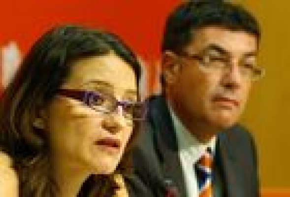 El pleno arranca sin Oltra y Morera pide a Cotino que la deje reincorporarse