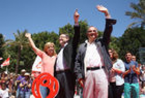 Puig señala que Rajoy viene al Agora y no a la plaza de Toros 