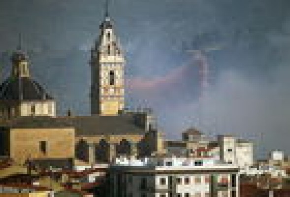 Extinguido el incendio de Calles (Valencia), que quemó 96 hectáreas