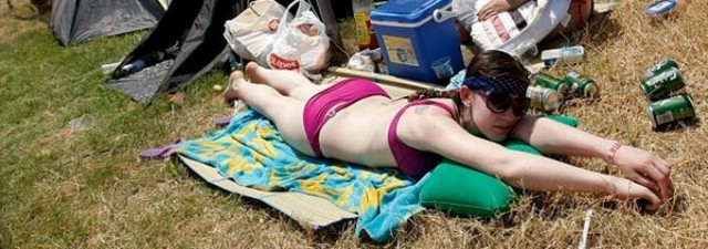 Dime a qué festival vas y te diré qué bebes: Alcohol y festivales de música, matrimonio de conveniencia