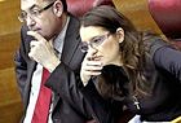 Recogen 5.000 firmas en 24 horas para que no se expulse a Mónica Oltra de Les Corts