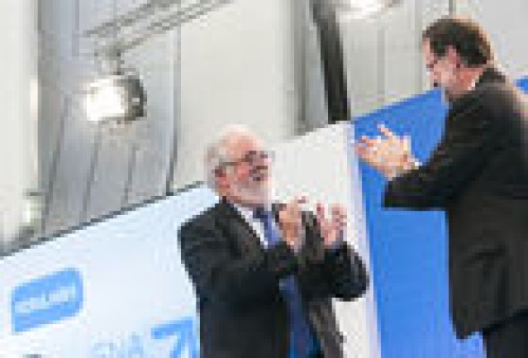 Opinión: El PP pone a todo gas su fábrica de euforia