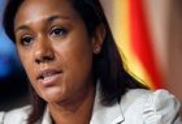 El PSPV pide a Fabra que aparte ya de su gobierno a Lola Johnson