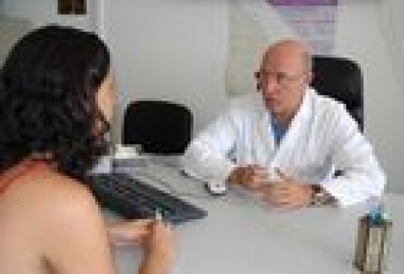 El 74% de los valencianos no logra conseguir cita con su médico de familia de un día para otro en la sanidad pública 