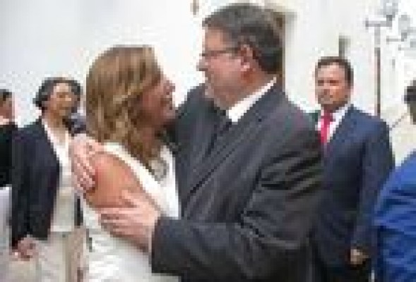 El PSPV irá de la mano con la andaluza Susana Díaz en la sucesión de Pérez Rubalcaba