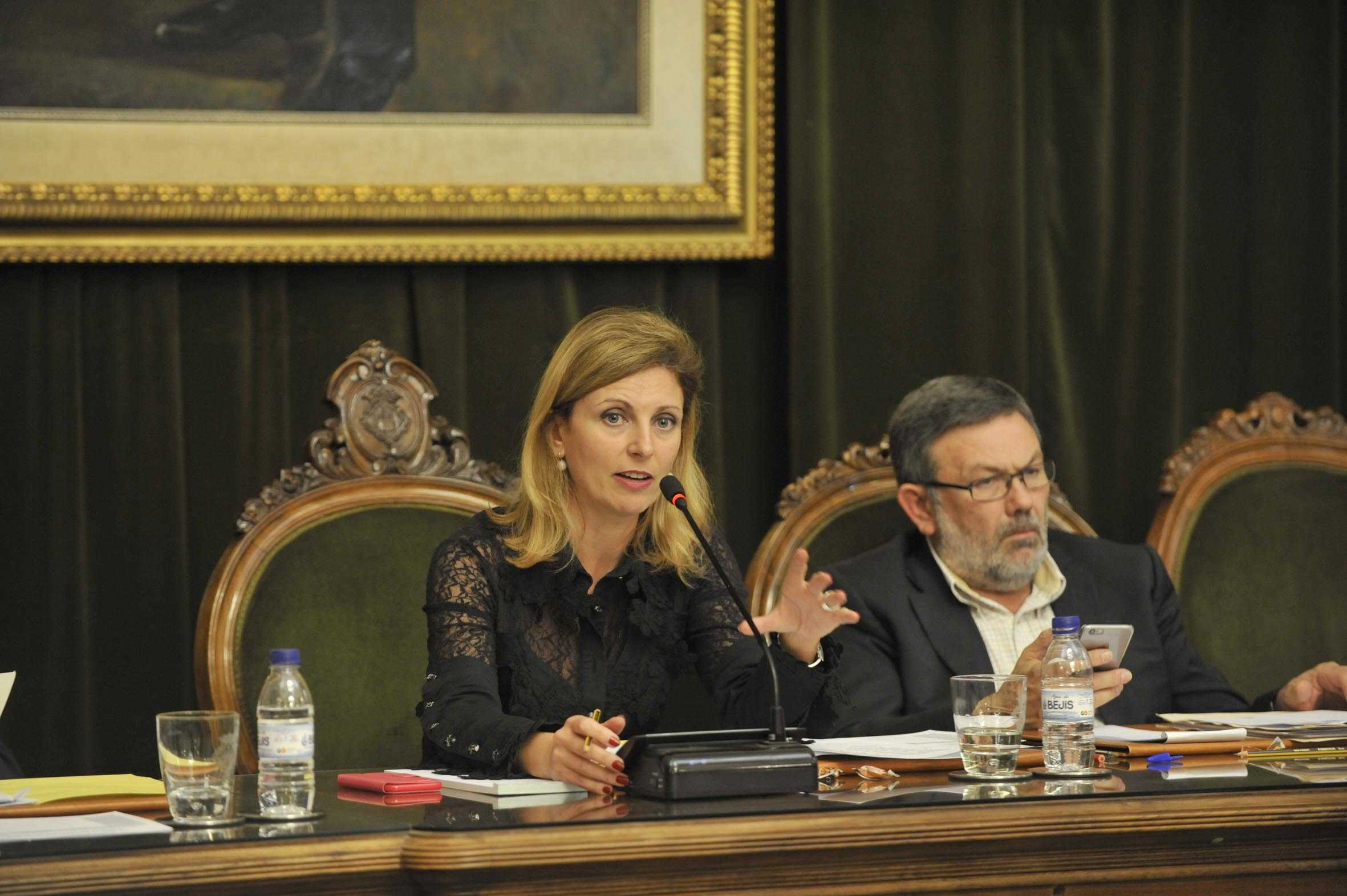 Marco destaca que las políticas municipales han ayudado a bajar el paro un 19% en tres años