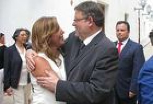 Ximo Puig expresa el apoyo del PSPV a Susana Díaz para que lidere el PSOE