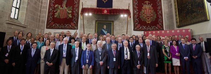 Azulejos en tres dimensiones: una innovación que vale un premio