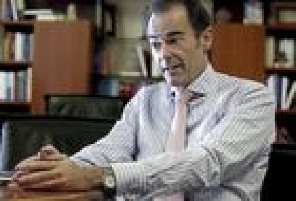 Llombart apela a Moragues para pagar a las farmacias y niega desabastecimiento