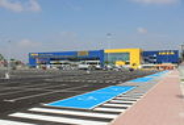 Ikea se resiste a no poder abrir en domingo