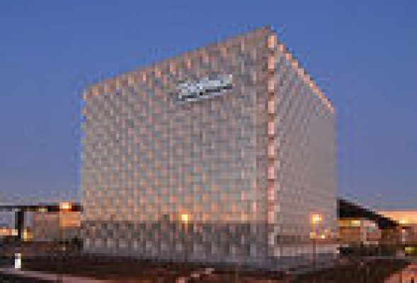 Telefónica vuelve a echar la caña al mercado con otra emisión de deuda