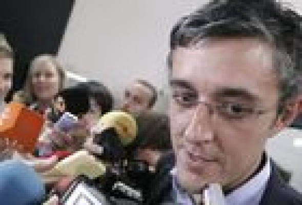 Eduardo Madina anuncia su candidatura a la secretaría general del PSOE