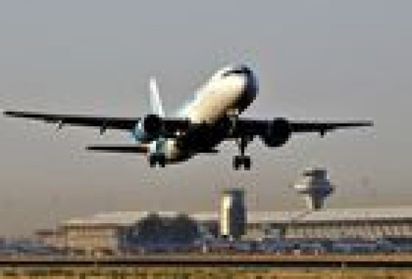 El Gobierno dará entrada al capital privado en AENA hasta un 49%