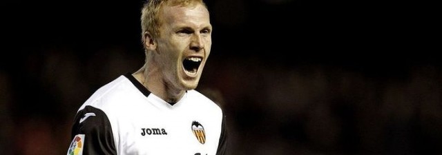 El Barça espera la llegada de Lim para negociar por Mathieu
