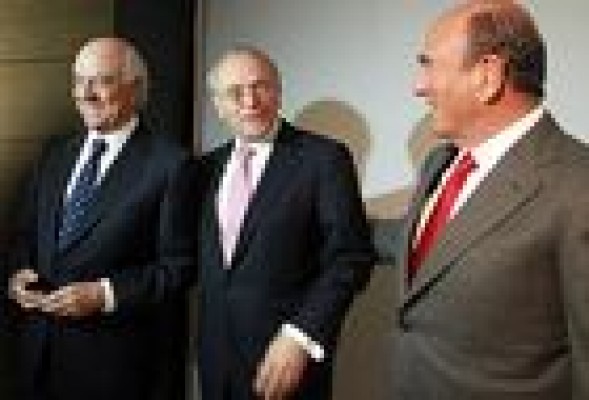 La banca quiere que el fondo de rescate para empresas con gran deuda pero viables esté listo en julio