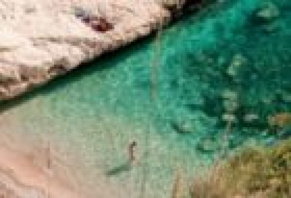 Seis calas imprescindibles de Valencia, Alicante y Castellón para reencontrarse con el Meditarráneo