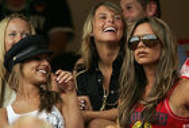 Las mujeres de los futbolistas y la moda: la otra alineación del Mundial