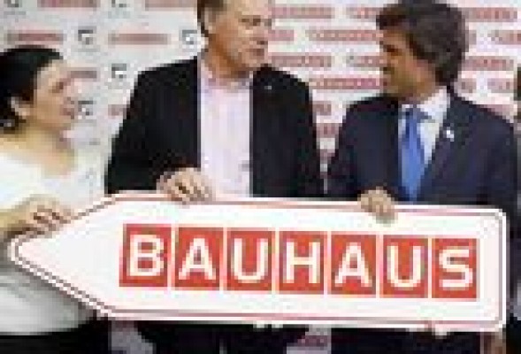 Bauhaus recibe casi 29.000 solicitudes para cubrir 150 puestos en Paterna