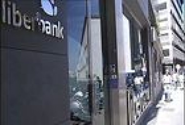 Hoy cotizan las nuevas acciones de Liberbank de su ampliación