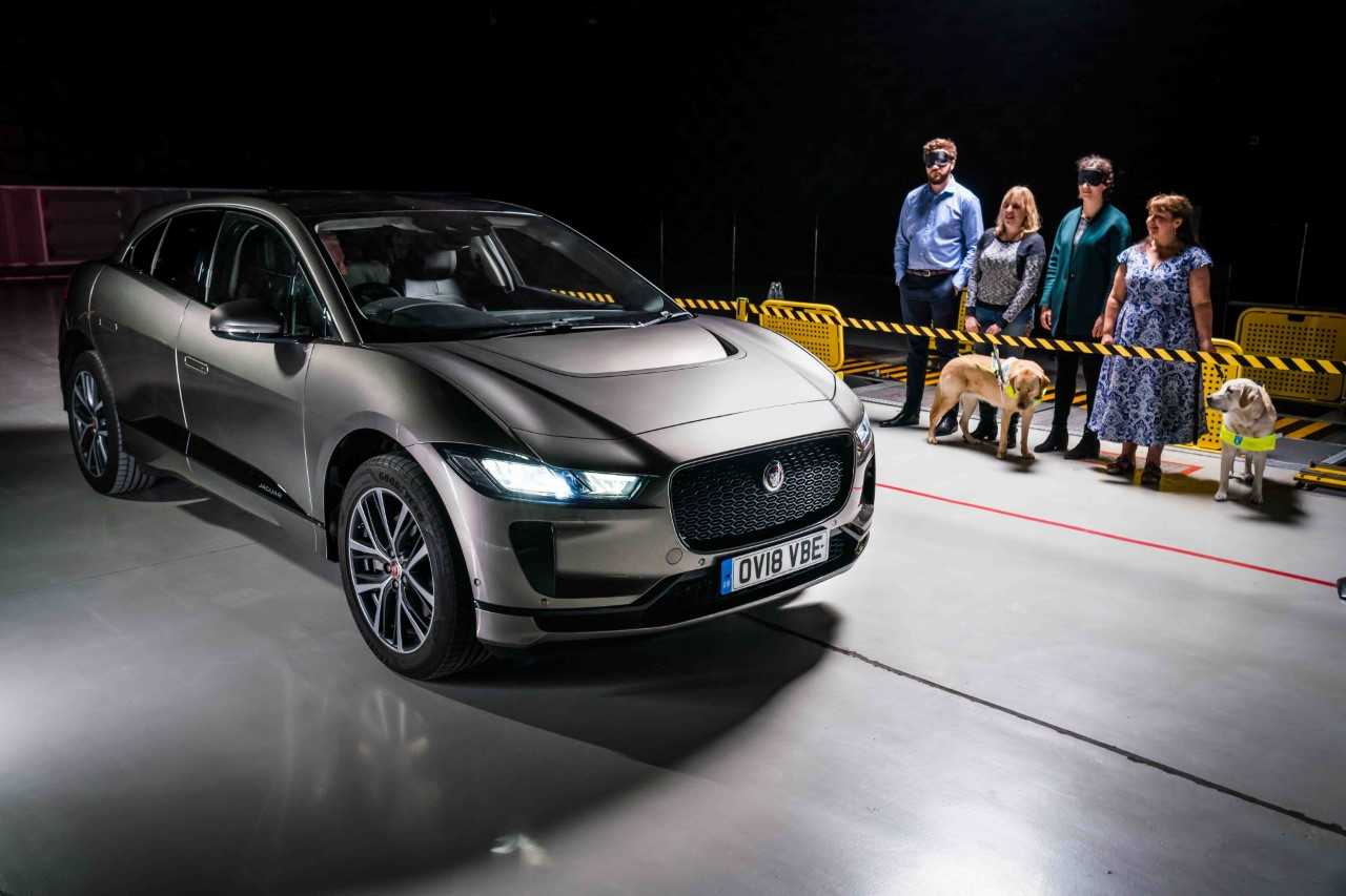 El sonido del Jaguar I-PACE protege a los peatones