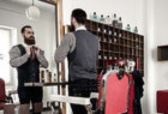 Lord Jack Knife cierra su barbería en Valencia