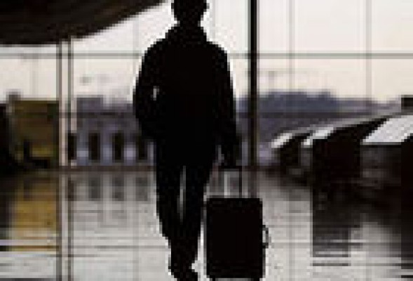 Más de medio millón de personas abandonó España en 2013