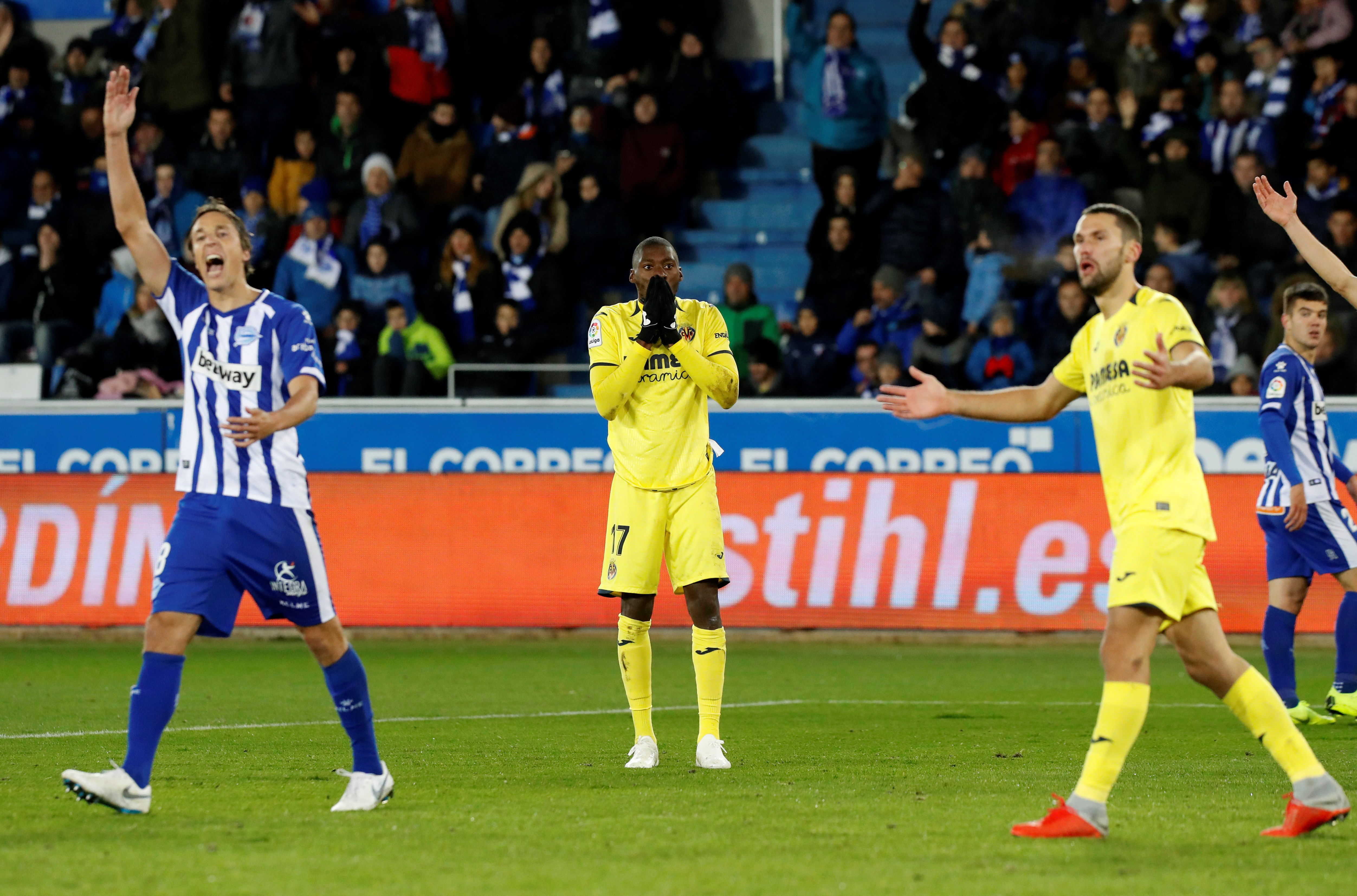 El Alavés devuelve al submarino a la realidad