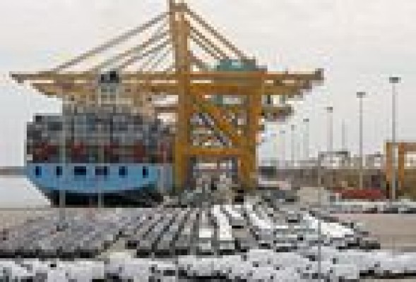 El Puerto de Valencia, el mejor para el tráfico de automóviles según Anfac