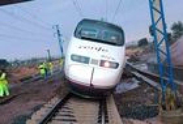 Adif suspende el tráfico en las vías del AVE entre Alicante y Albacete por reparaciones