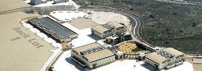 La errática política de incentivos fiscales obstaculiza la venta de Ciudad de la Luz