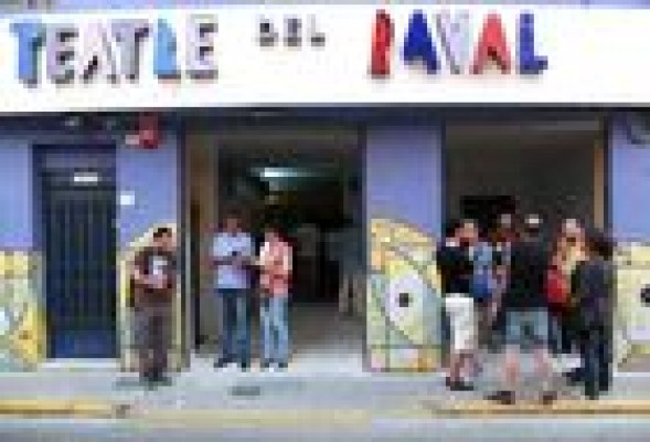 Una iniciativa popular recupera el Teatre del Raval de Gandía