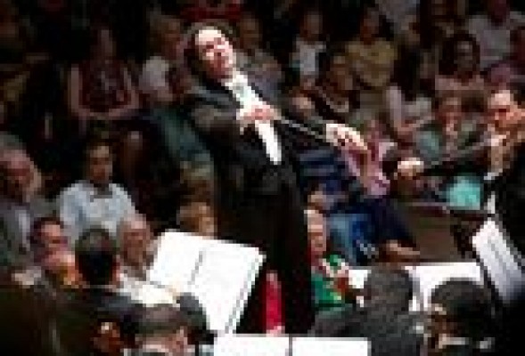 Gustavo Dudamel visitará por tercera vez el Palau de la Música