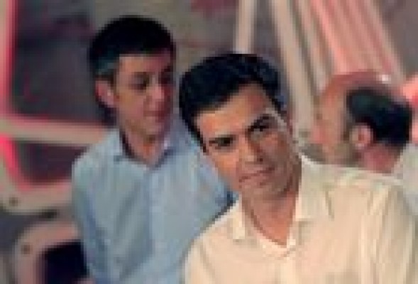 Puig salva los muebles con el triunfo de Sánchez a costa de acentuar la división del PSPV 