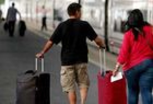 Renfe convoca una huelga para la operación salida de agosto