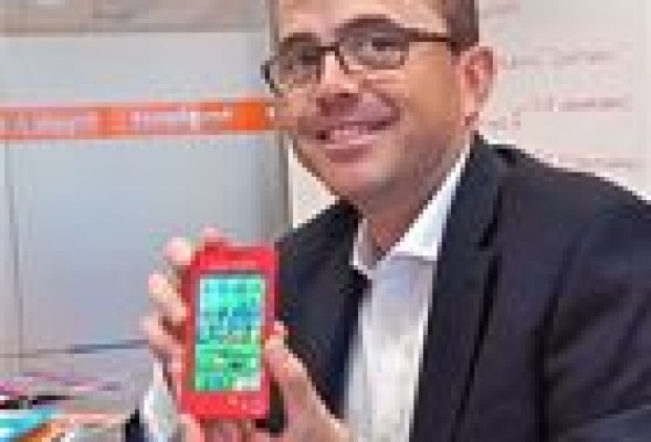 Toy Planet lanza el primer 'smartphone' para niños en jugueterias