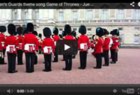 Juego de Tronos en el cambio de guardia de Buckingham Palace