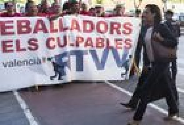 Johnson apunta a la Generalitat como responsable de autorizar gastos de RTVV
