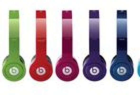 La CE aprueba la adquisición del fabricante de auriculares Beats por Apple
