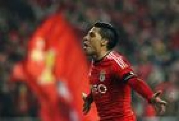 Meriton deja entrever que Enzo Pérez será el siguiente