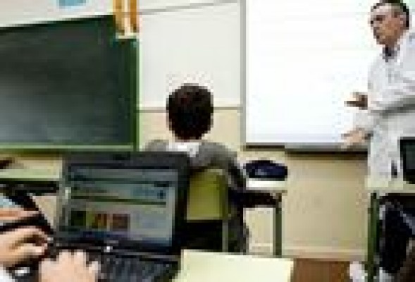 Inglés y nuevas tecnologías, las áreas que el profesorado necesita mejorar
