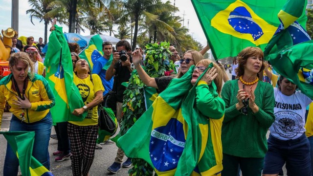 Los 'blue chips' con intereses en Brasil catapultan un 1% al Ibex 35