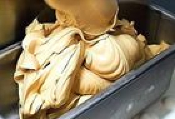Dónde tomarse un helado, beberse una horchata y mojar un 'fartó' en Valencia