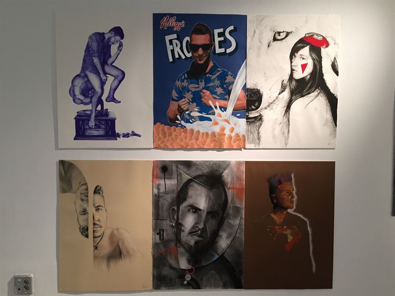 Estudiantes de Bellas Artes exponen sus autorretratos en Las Naves