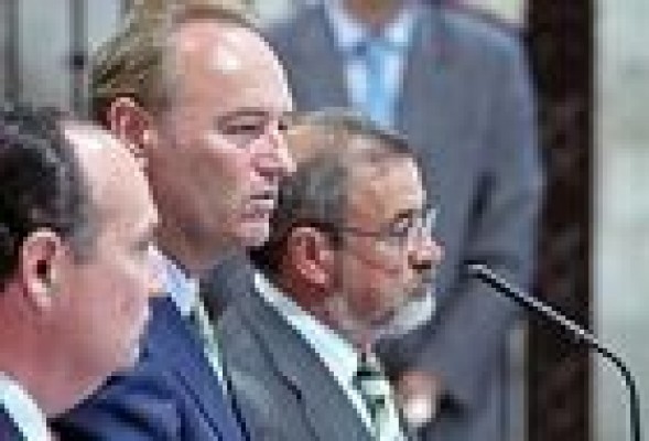 Fabra y los empresarios se verán las caras la próxima semana tras el desplante de Montoro