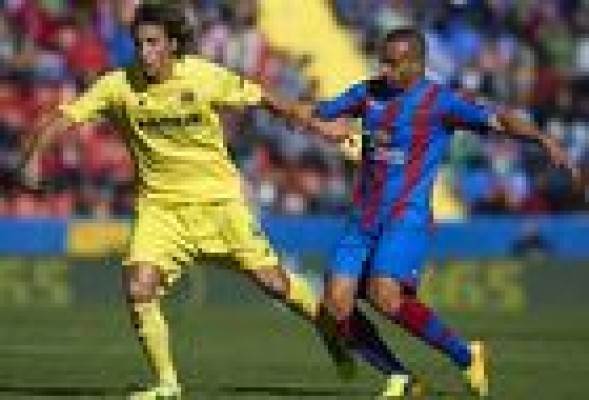 Previa Levante UD - Villarreal CF: Derbi nocturno para 'abrir boca' en el Ciutat de Valencia
