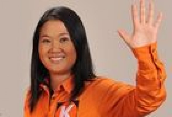 Keiko Fujimori, favorita para las presidenciales de 2016 en Perú