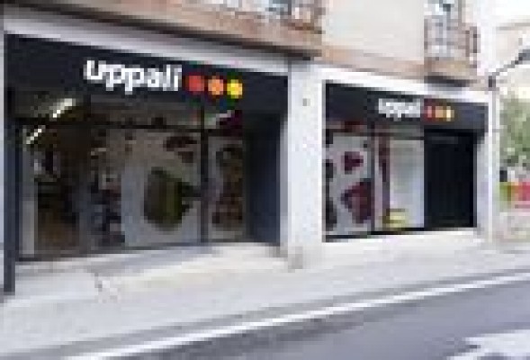 Abacus abre el primer establecimiento de su franquicia Uppali en la Comunitat 