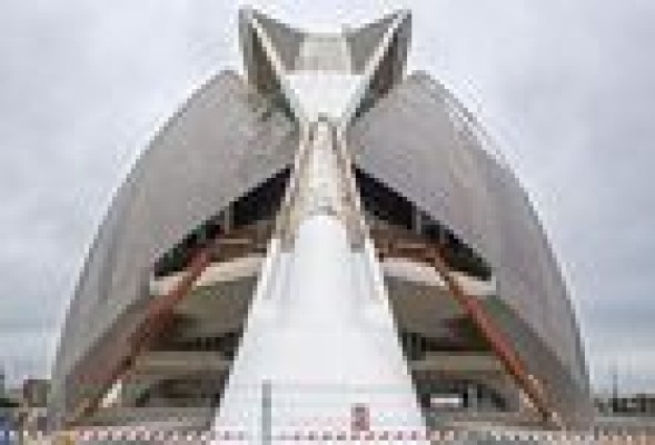 Calatrava debe ceder si quiere trencadís para el Palau de les Arts