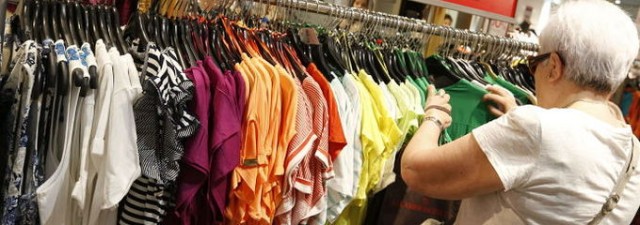 Las ventas del sector minorista aumentan un 0,9% en la Comunitat, la segunda región que más crece